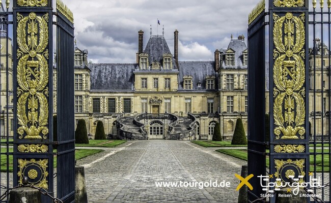 Paris Sehenswürdigkeiten Schloss Fontainebleau