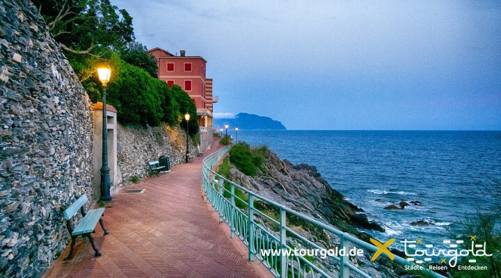 Busreise Italien Genua Nervi Passegiata