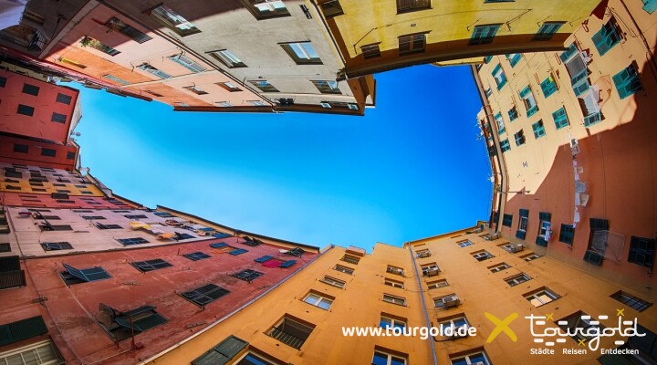 Busreise Italien Genua Carruggi