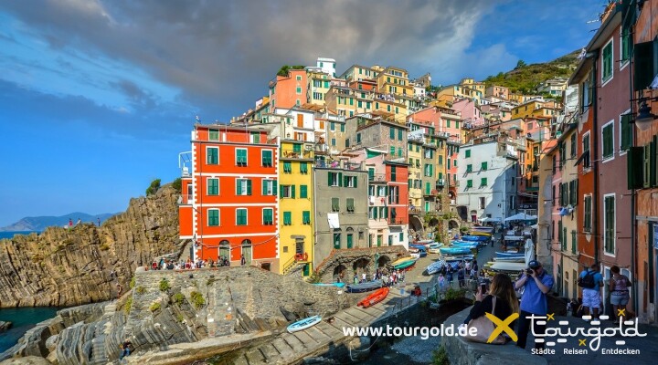 Busreise Italien Genua Cinque Terre Riomaggiore