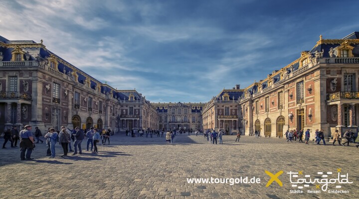 Paris Versailles Hof und Eingang