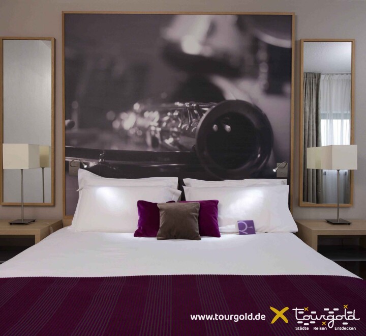 Mercure La Villette Room